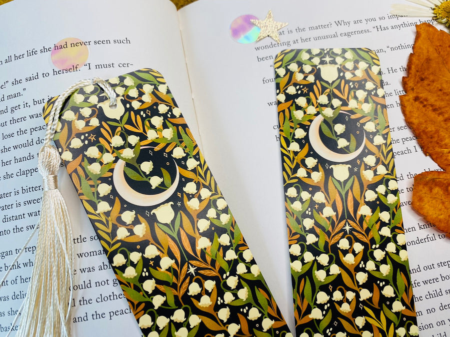 Lily Bookmark