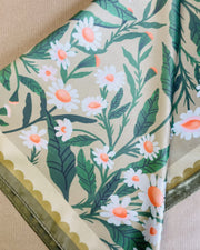 Daisy Motive Scarf