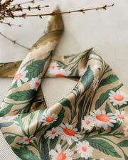 Daisy Motive Scarf