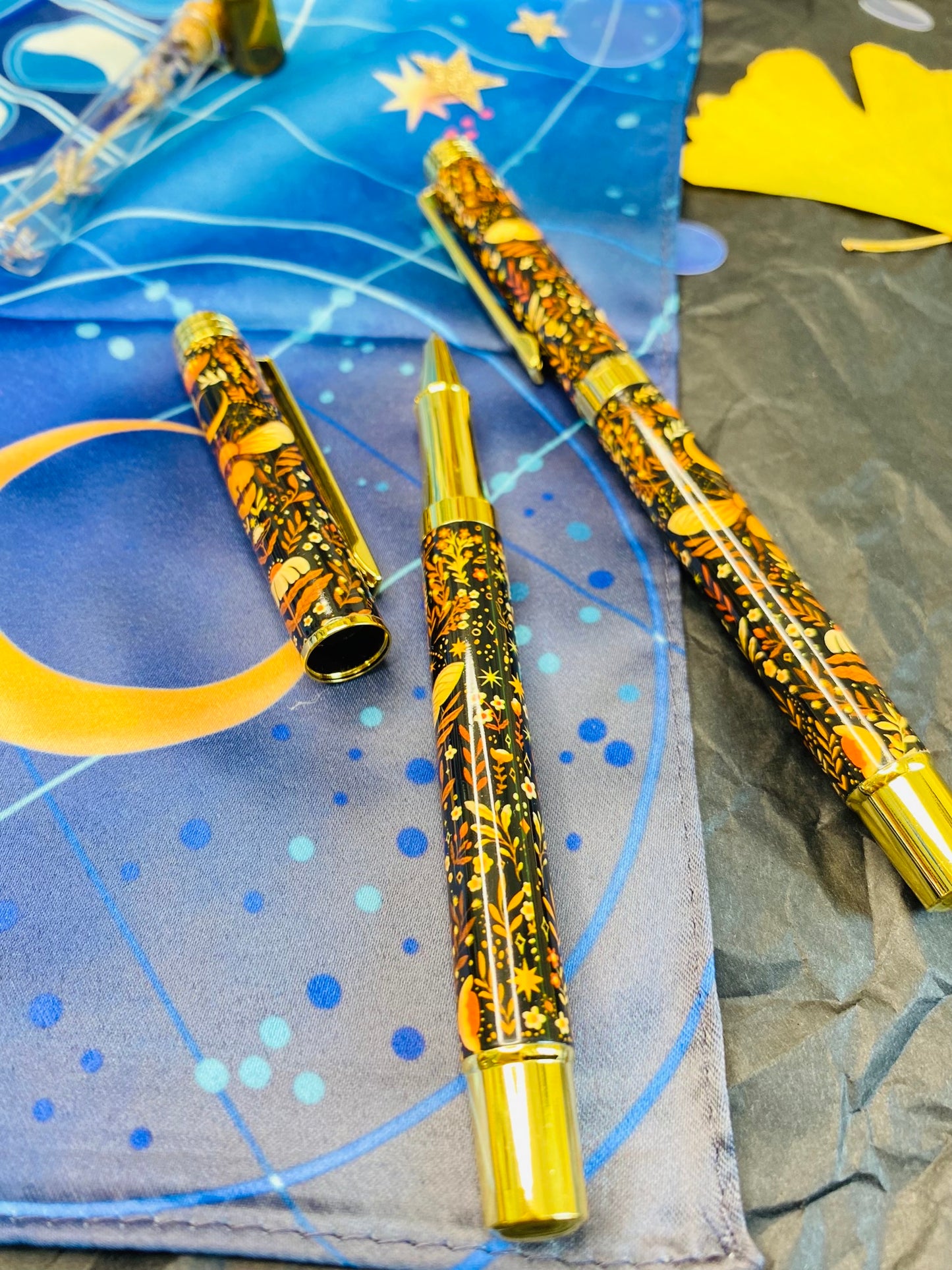 Queen Bee Pen