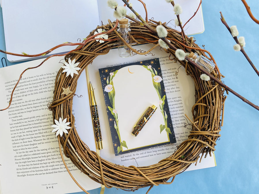 White Lily Notepad A6 To-Do List