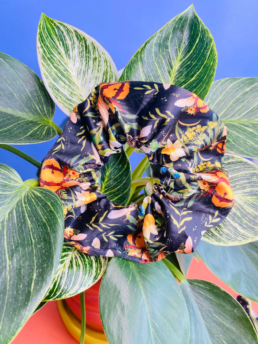 Bee Scrunchie  / Hair Band