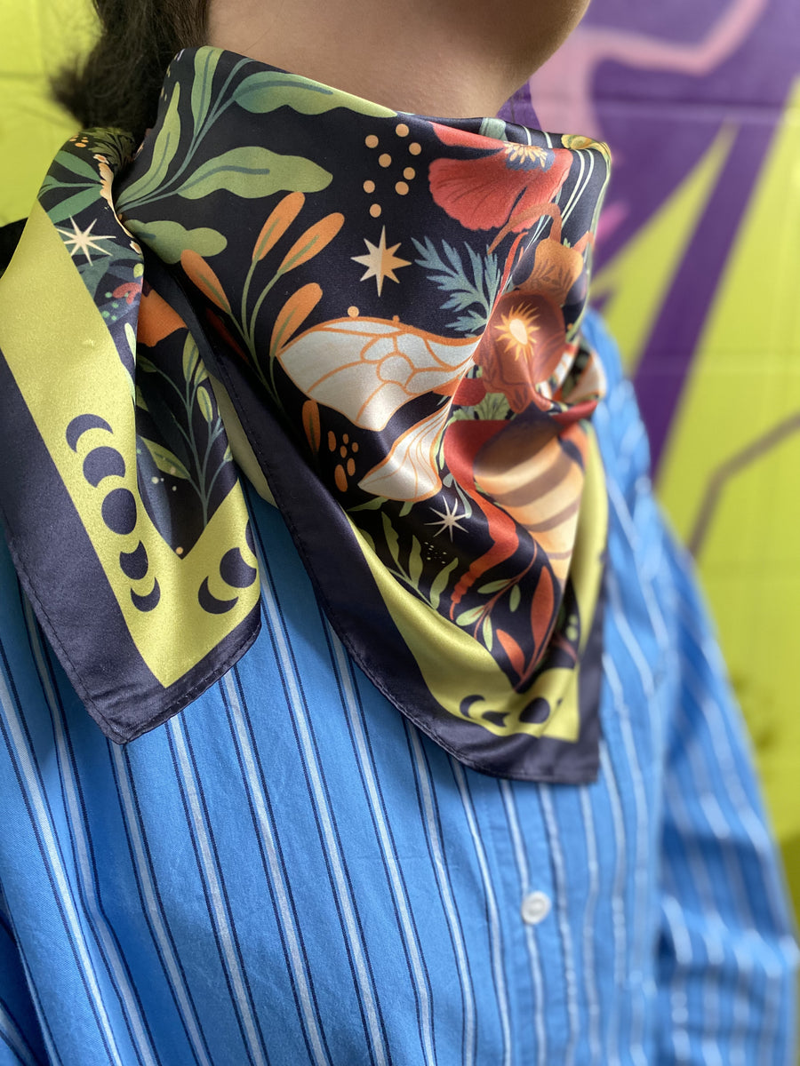 Bee Hive Motive Scarf