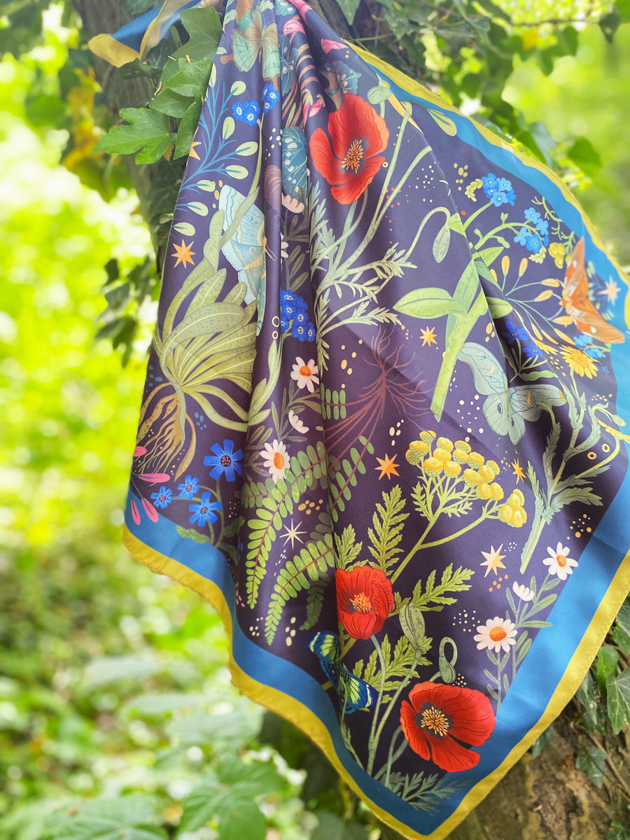 Wild Flowers Motive Scarf