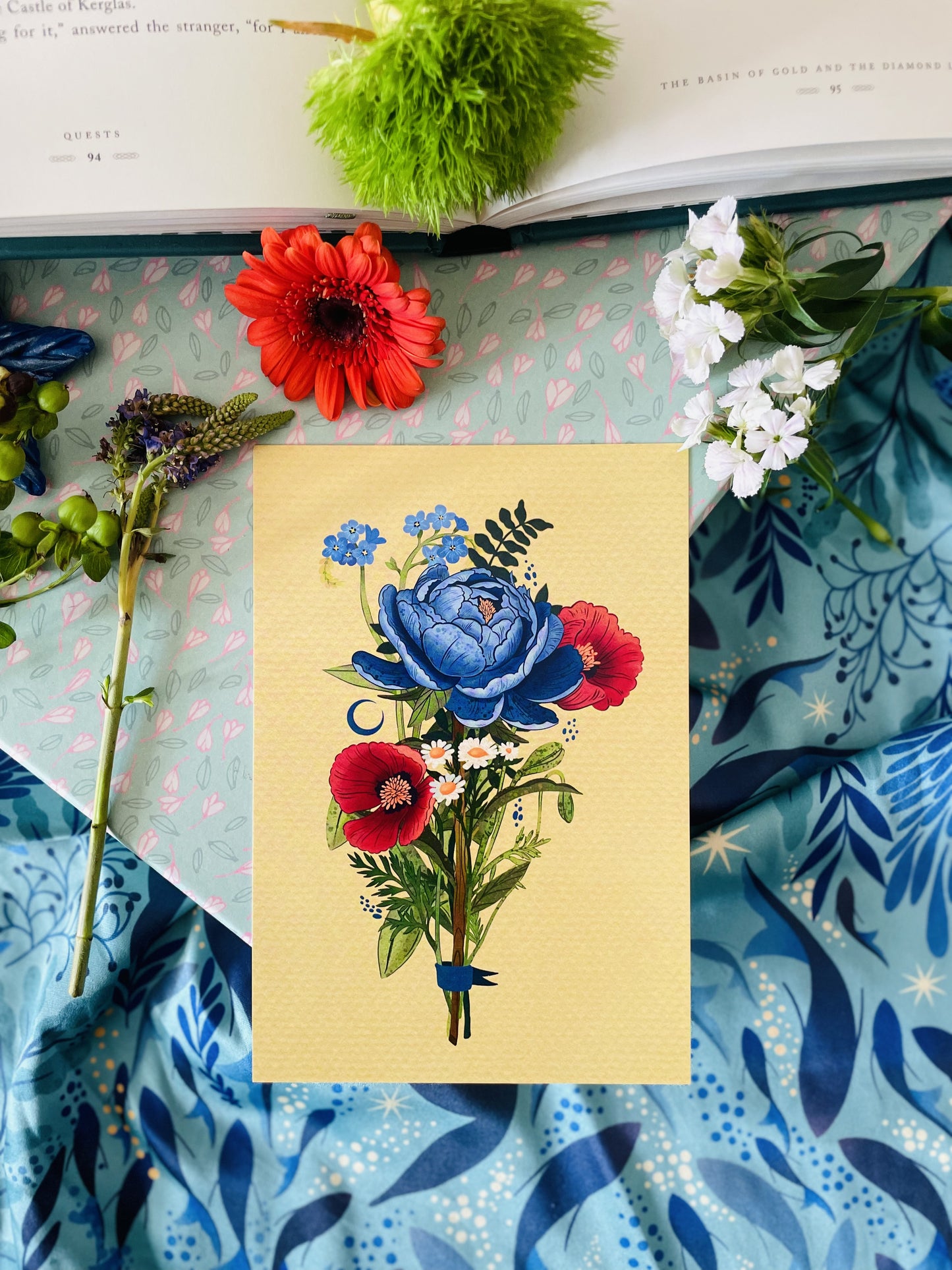 A Set of Floral Bouquets Post Cards 2026