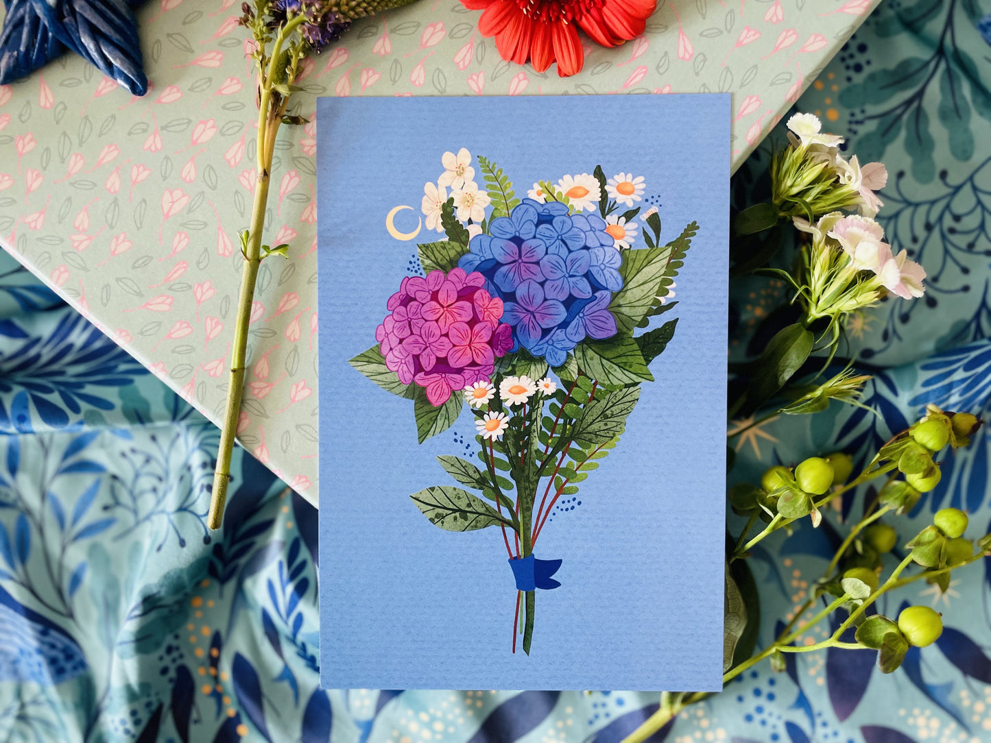 A Set of Floral Bouquets Post Cards 2026