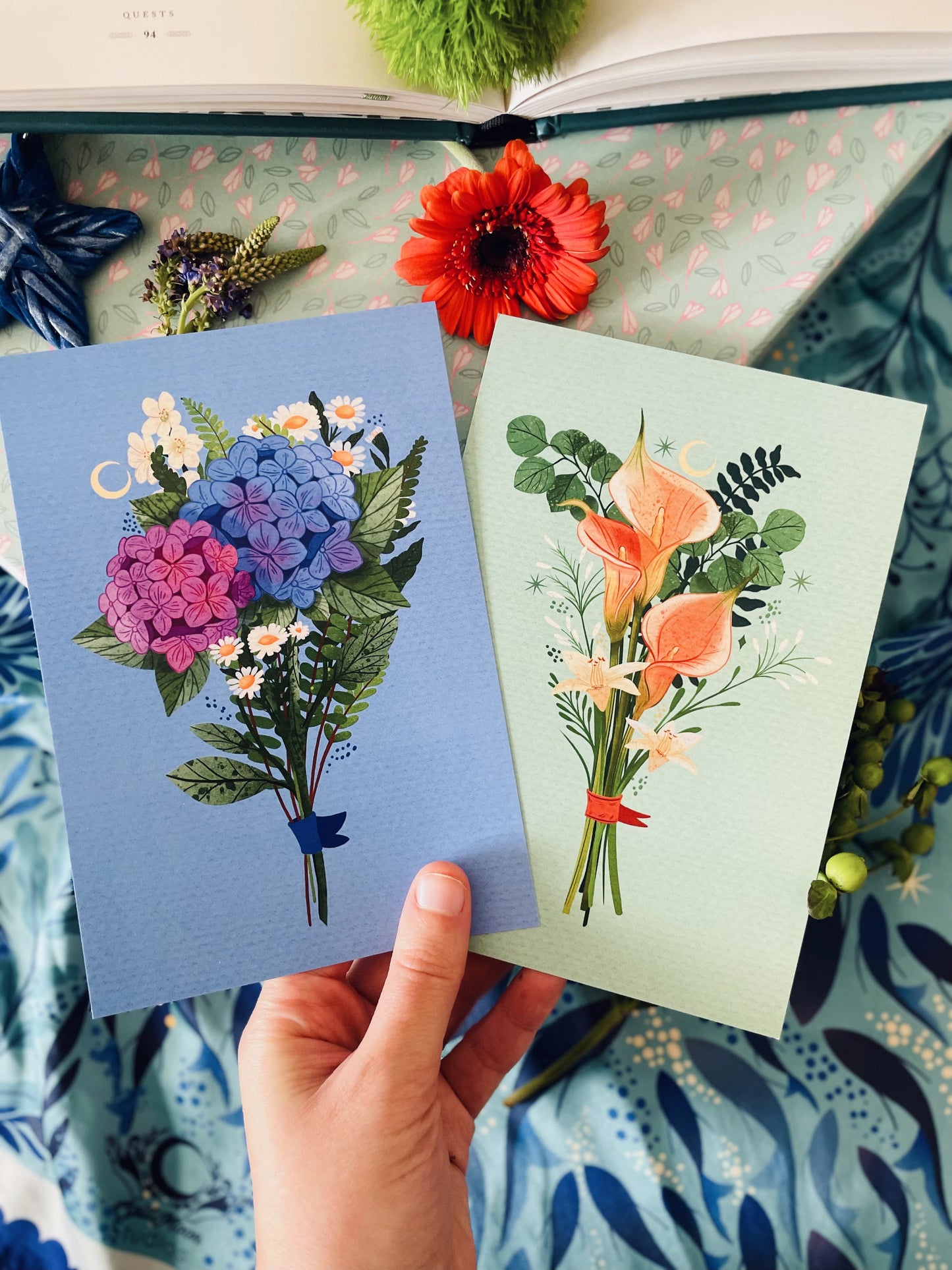 A Set of Floral Bouquets Post Cards 2026