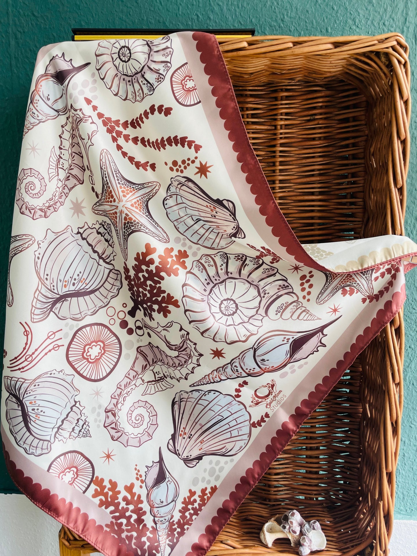 Coast Line Motive Scarf