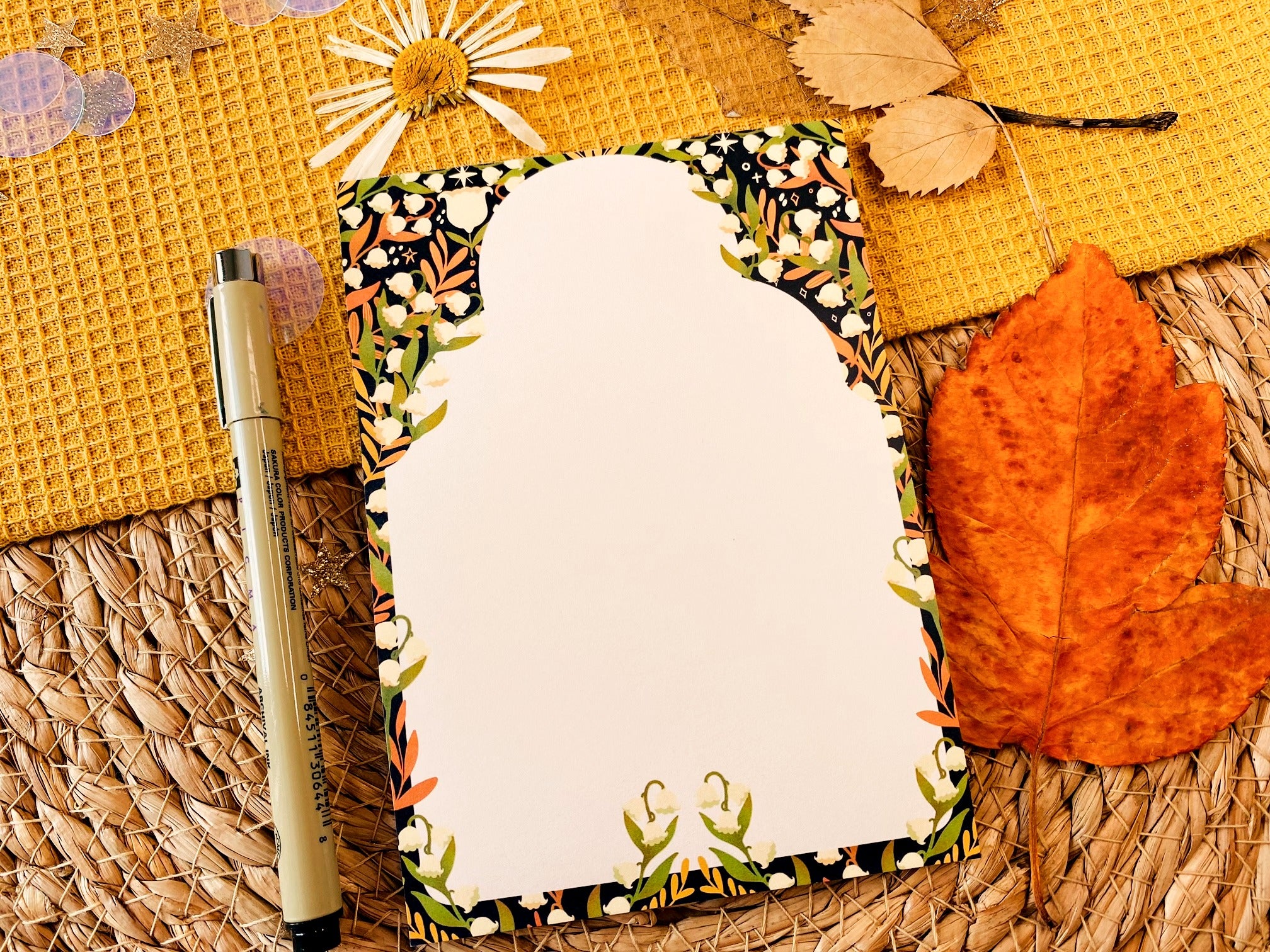 Lily A6 Notepad