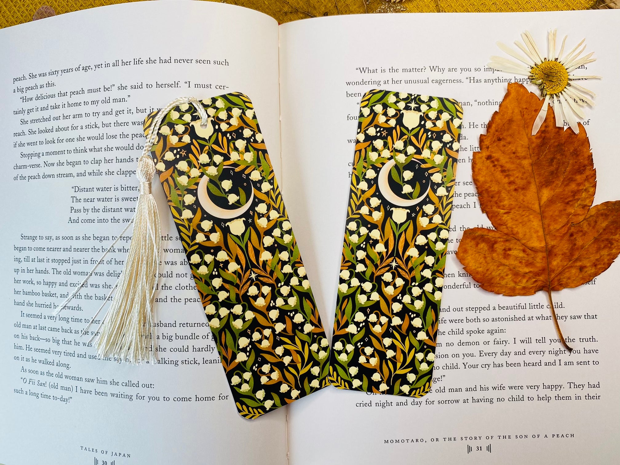 Lily Bookmark