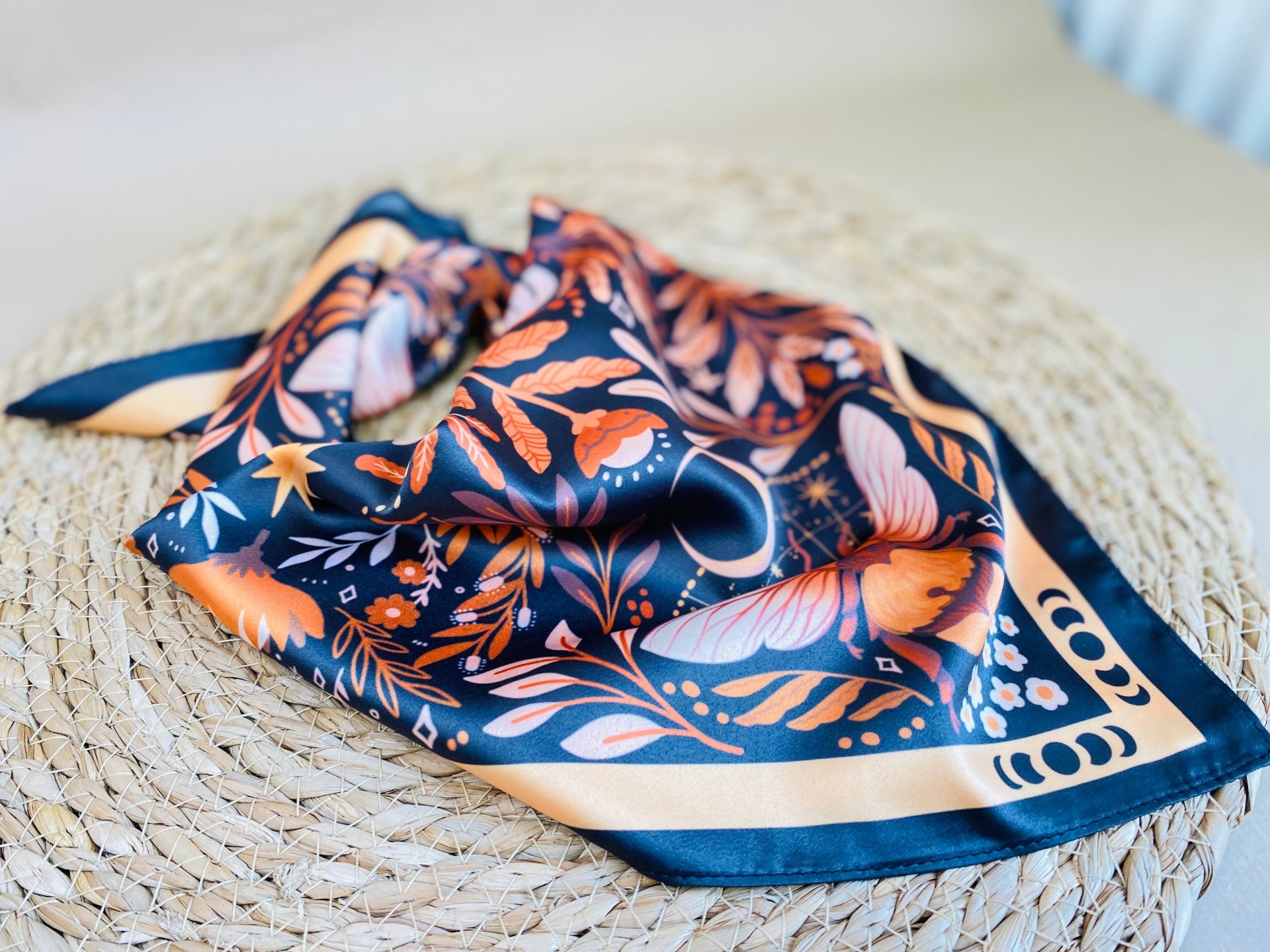 Bee silk best sale scarf