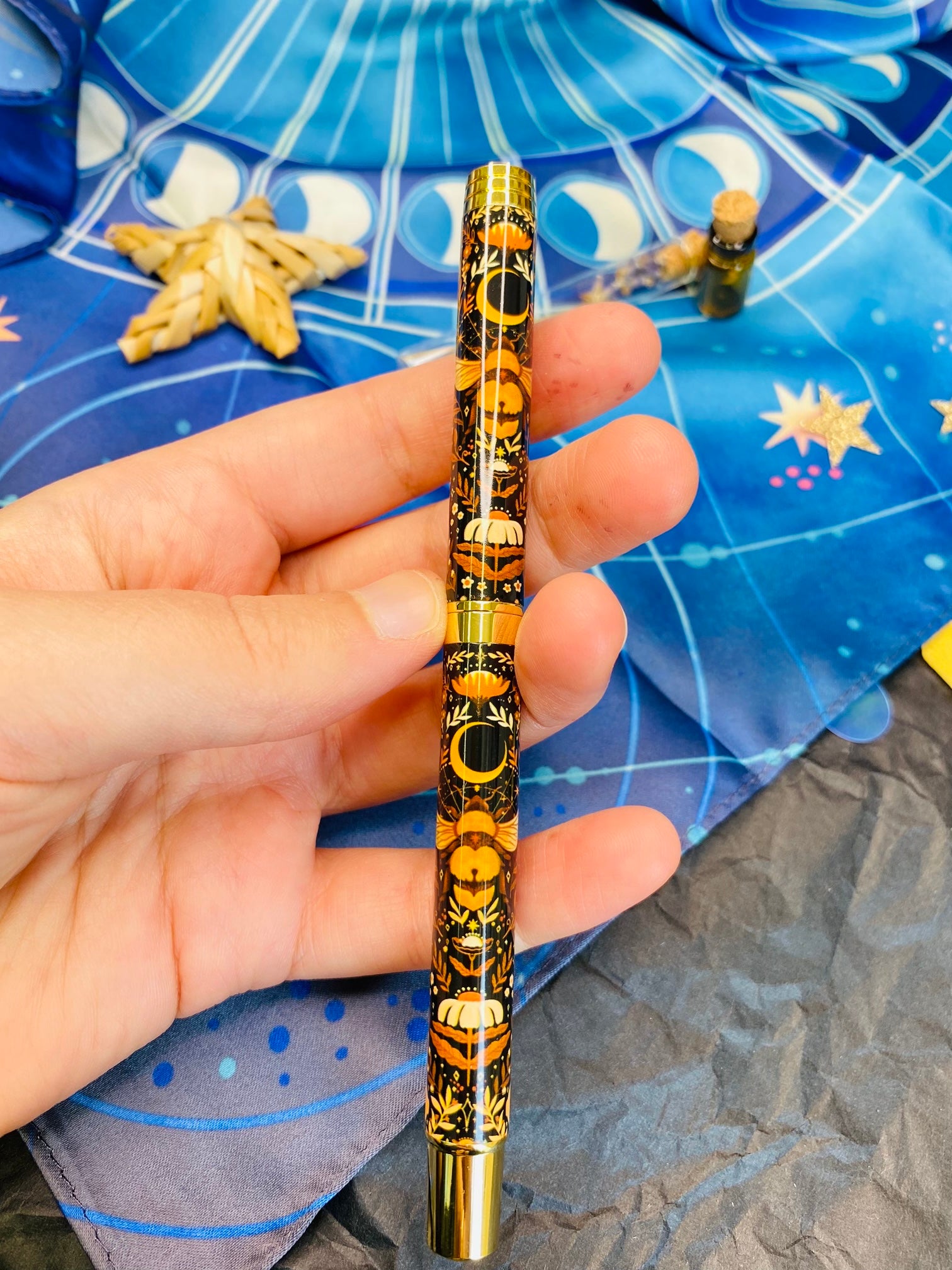 Queen Bee Pen