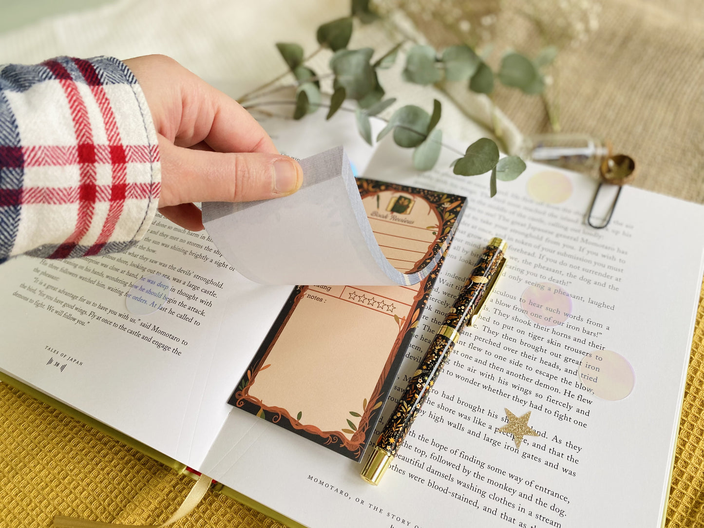 Reading Tracker Planner