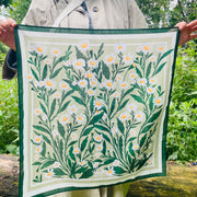 Daisy Field Motive Scarf