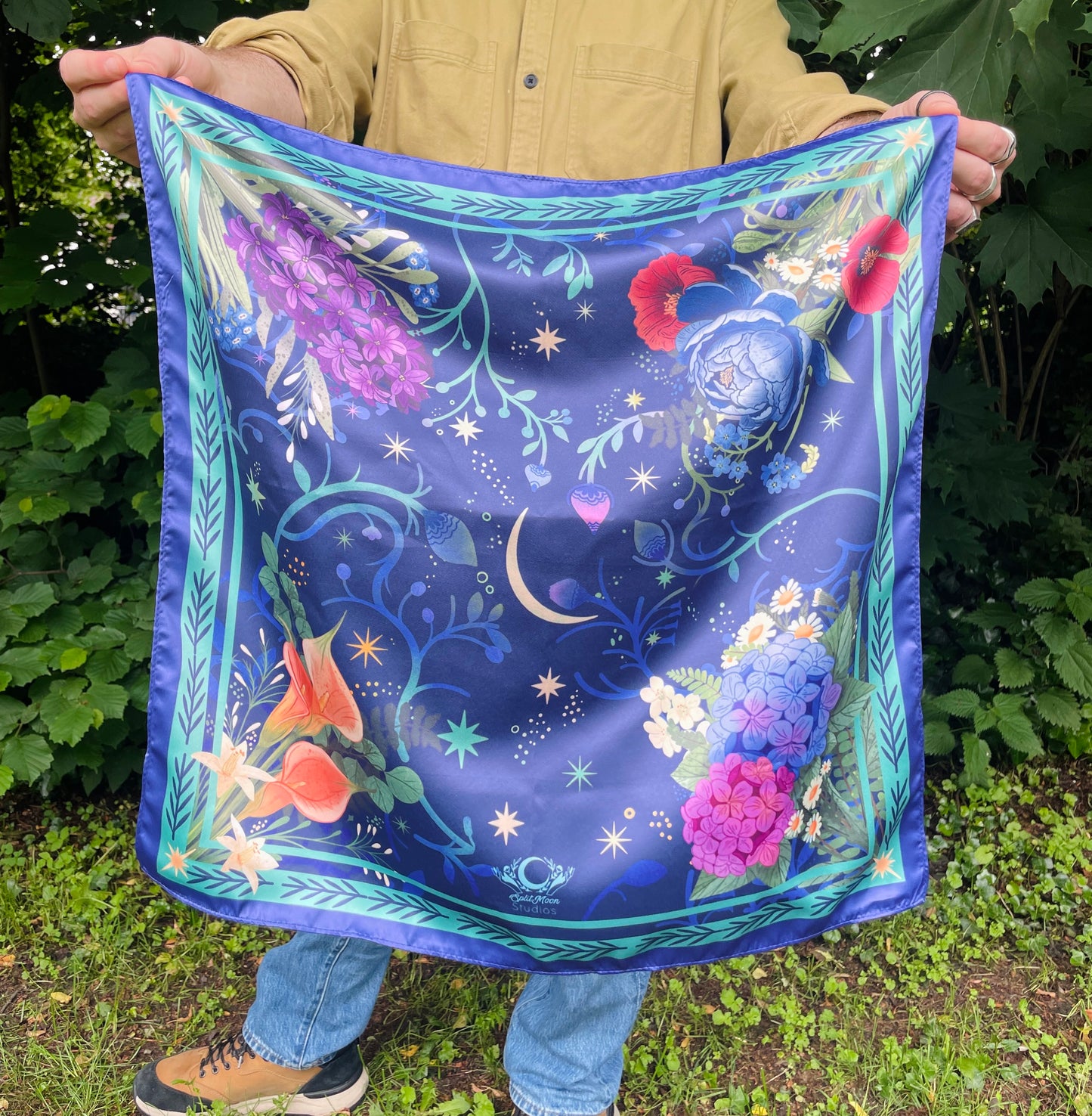 Flowers Motive Scarf