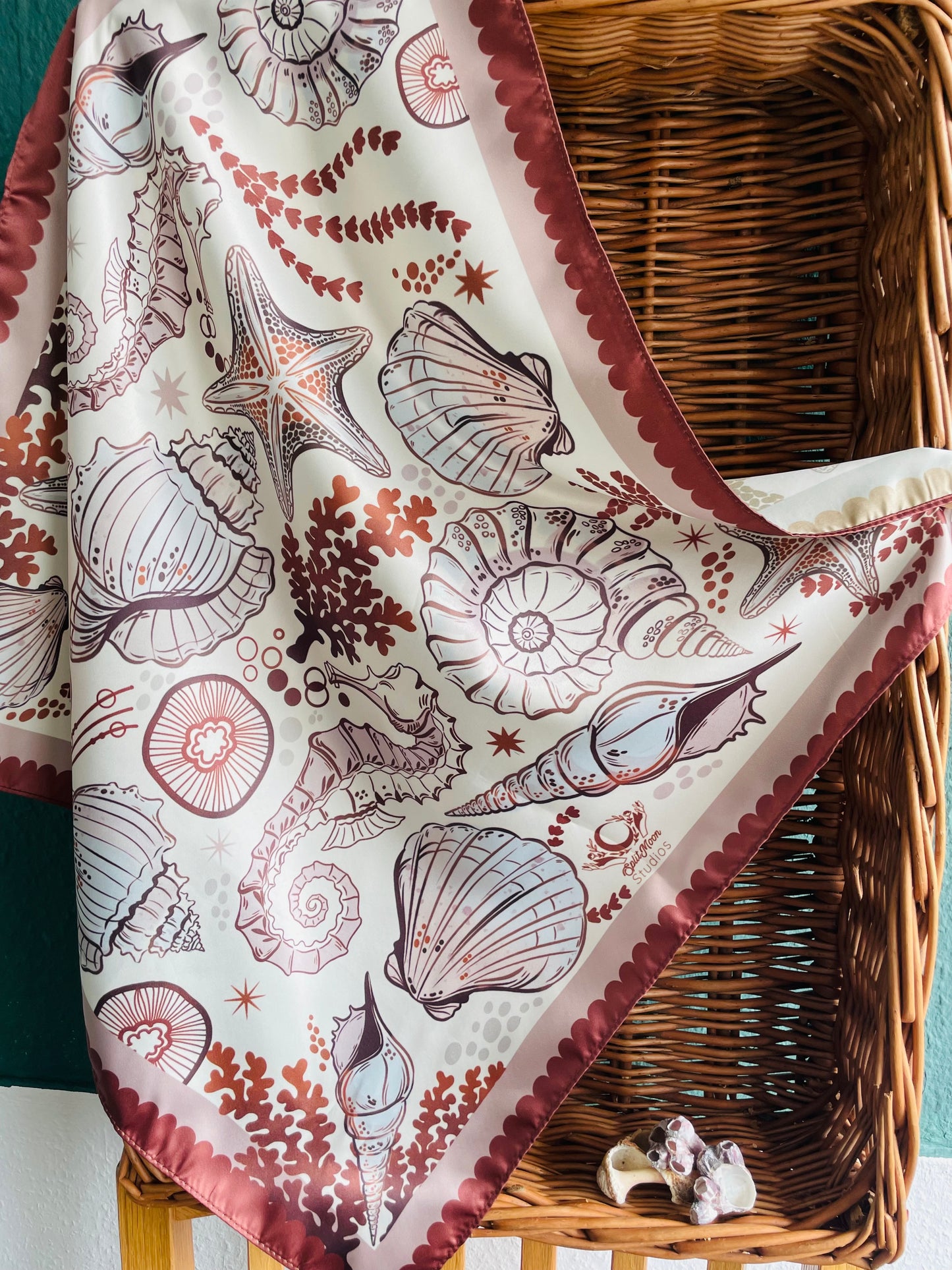 Coast Line Motive Scarf