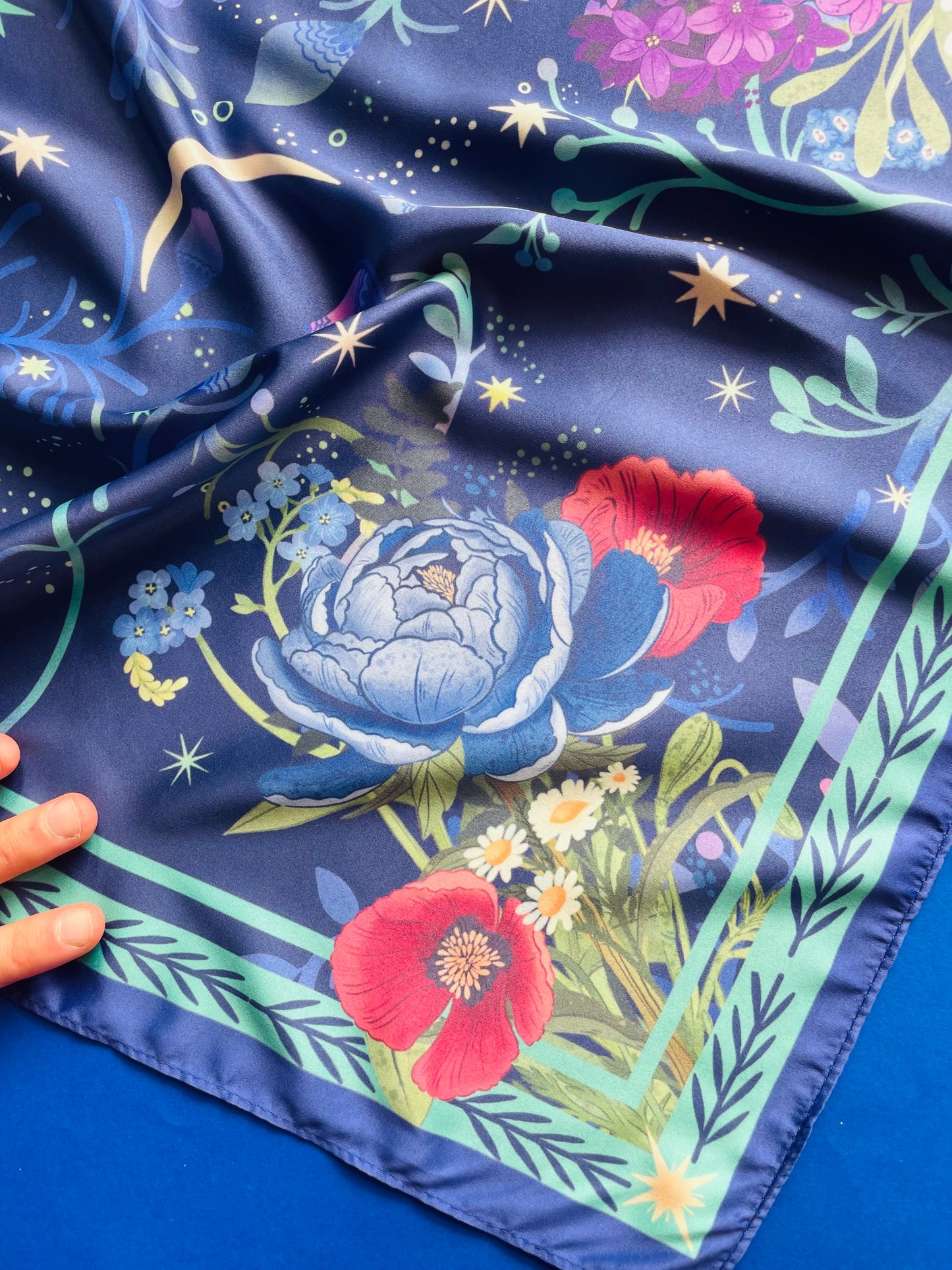 Flowers Motive Scarf