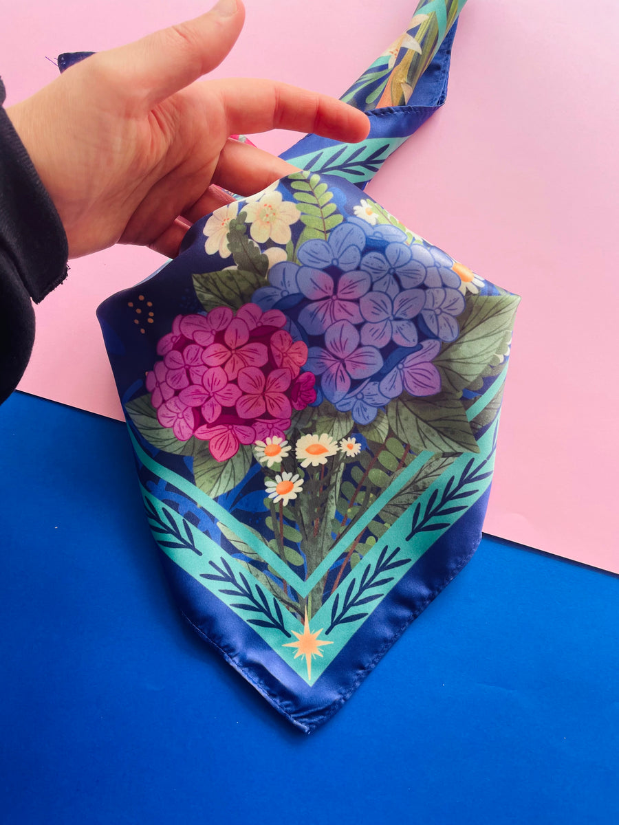 Flowers Motive Scarf